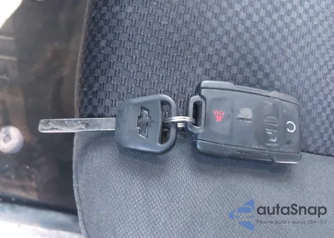 2015 Chevrolet Silverado 1500 2Lt from USA, damaged, VIN 3GCUKREC1FG107839